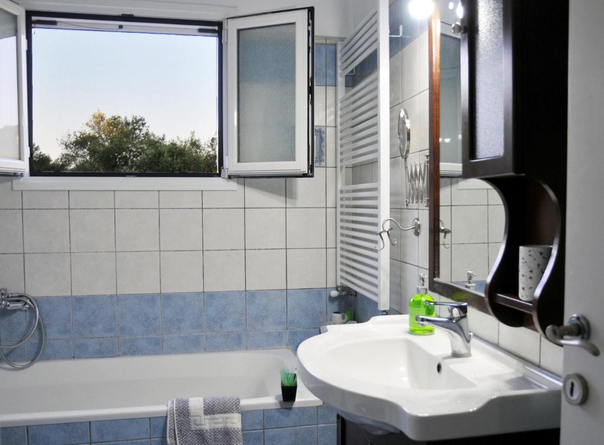 Erotokritos Sea View Apartment Agios Gordios (Corfu)