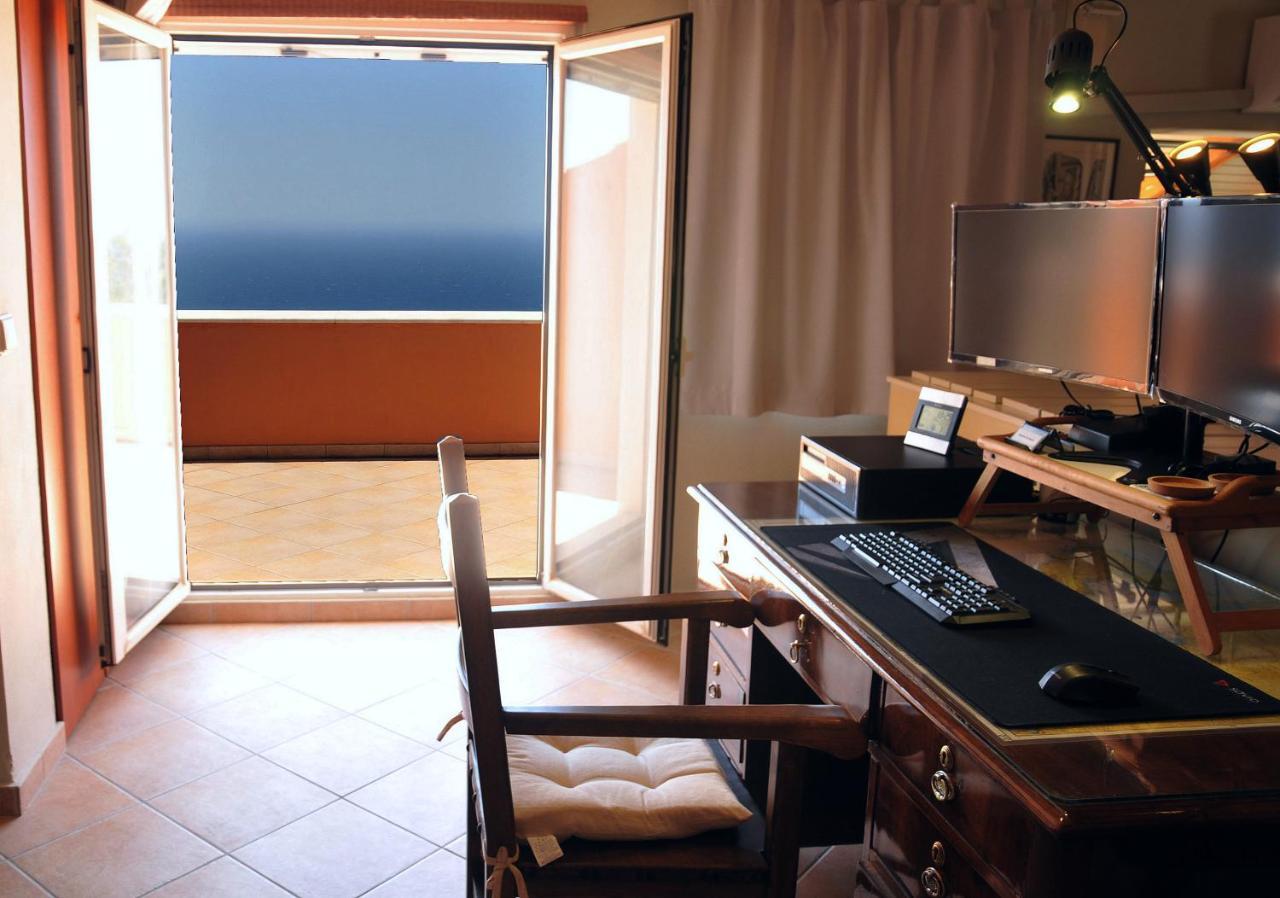 Erotokritos Sea View Apartment Agios Gordios (Corfu)